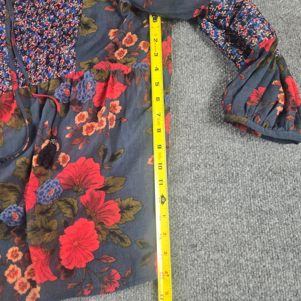 Daniel Rainn Blouse Women Large Blue Red Mixed Floral Smocked Peasant - Picture 9 of 9